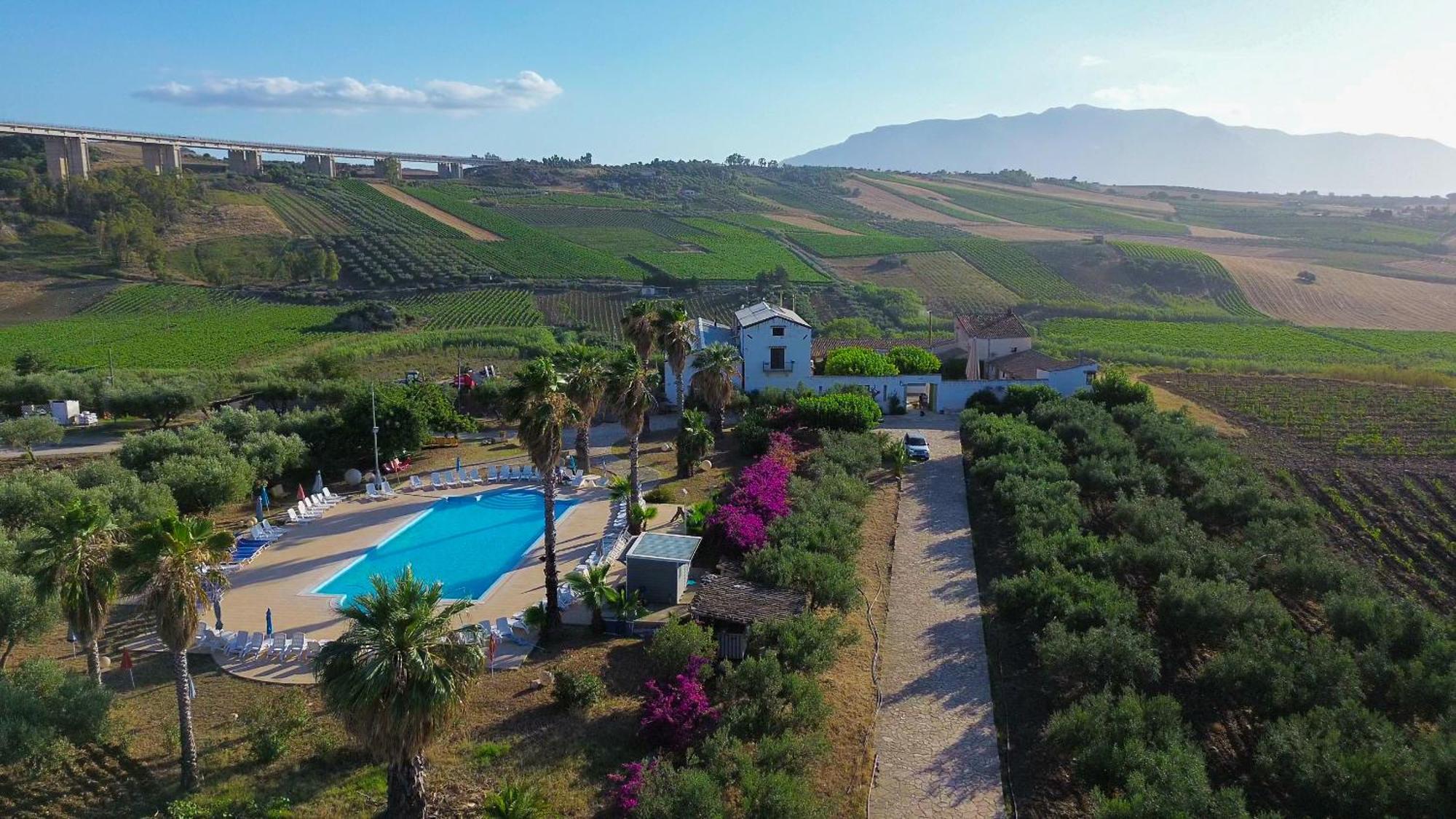 Fattoria Manostalla Villa Chiarelli Balestrate ภายนอก รูปภาพ